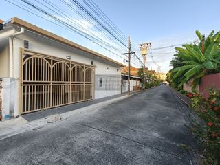 For sale 2 ベッドルーム house in Bueng Kum, Bangkok