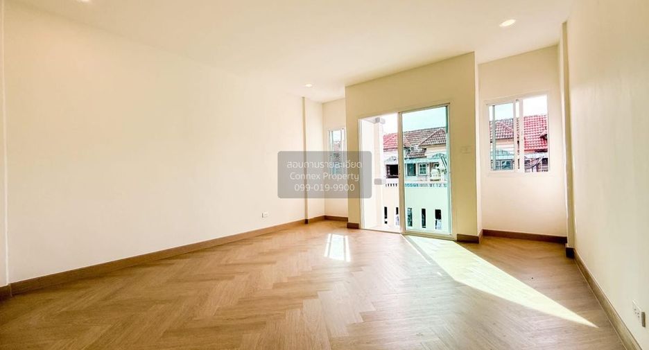 For sale 2 bedrooms townhouse in Bang Bua Thong, Nonthaburi
