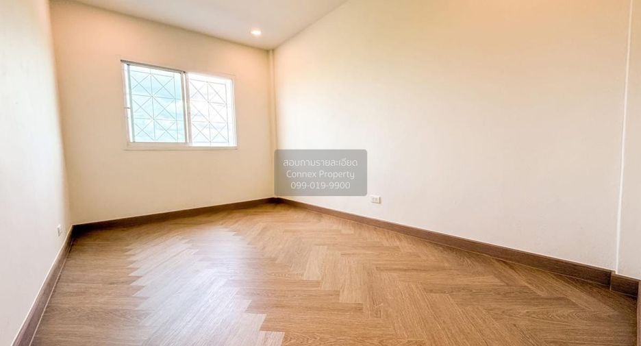 For sale 2 bedrooms townhouse in Bang Bua Thong, Nonthaburi