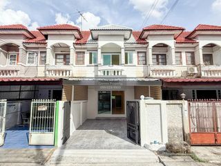 For sale 2 bedrooms townhouse in Bang Bua Thong, Nonthaburi