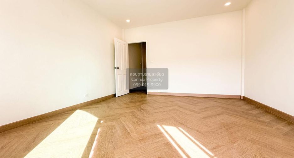 For sale 2 bedrooms townhouse in Bang Bua Thong, Nonthaburi