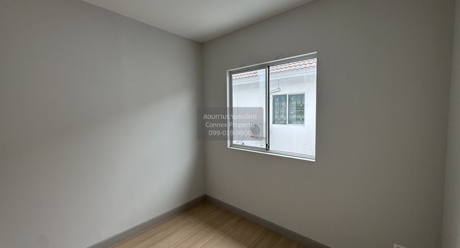 Casa adosada en venta de 3 habitaciones en Bang Kruai, Nonthaburi
