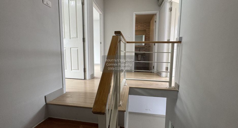 Casa adosada en venta de 3 habitaciones en Bang Kruai, Nonthaburi