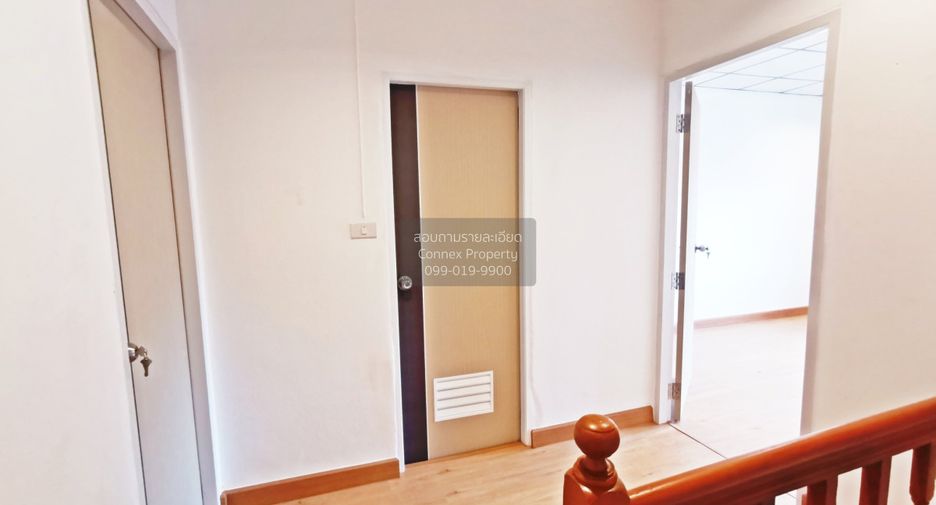 Reihenhaus zum Kauf mit 5 Zimmer in Krathum Baen, Samut Sakhon
