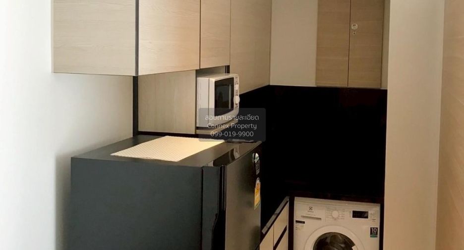 For sale 1 bed condo in Khlong Toei, Bangkok