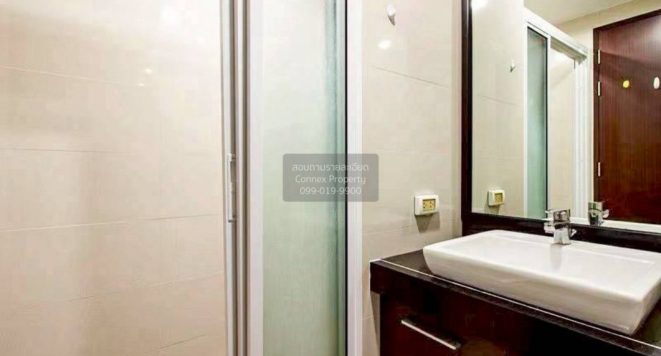 For sale 2 bedrooms condo in Chatuchak, Bangkok