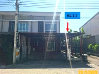 出售 4 卧室 联排别墅 在 Lat Krabang, 曼谷