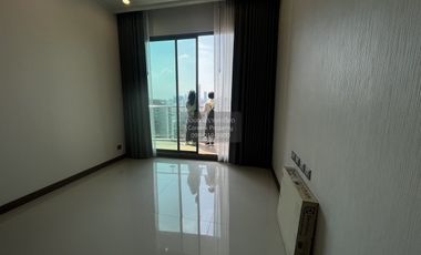 For sale 2 ベッドルーム condo in Watthana, Bangkok