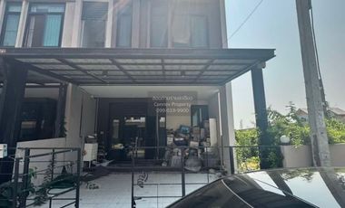 Reihenhaus zum Kauf mit 3 Zimmer in Pak Kret, Nonthaburi