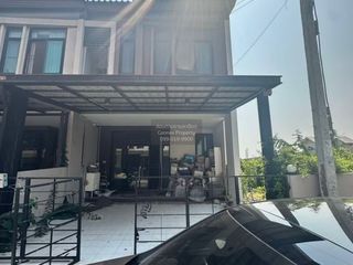 出售 3 卧室 联排别墅 在 Pak Kret, Nonthaburi
