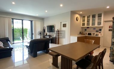 Casa en venta de 4 habitaciones en Prawet, Bangkok