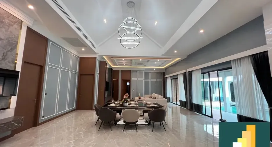 For rent and for sale 4 bedrooms house in Bang Lamung, Chonburi
