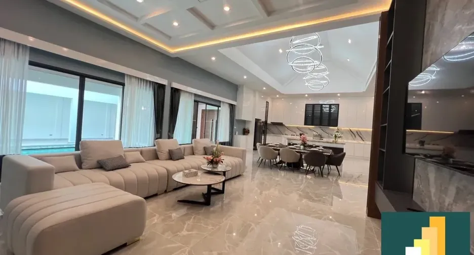 For rent and for sale 4 bedrooms house in Bang Lamung, Chonburi