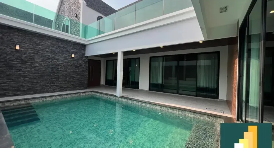 For rent and for sale 4 bedrooms house in Bang Lamung, Chonburi