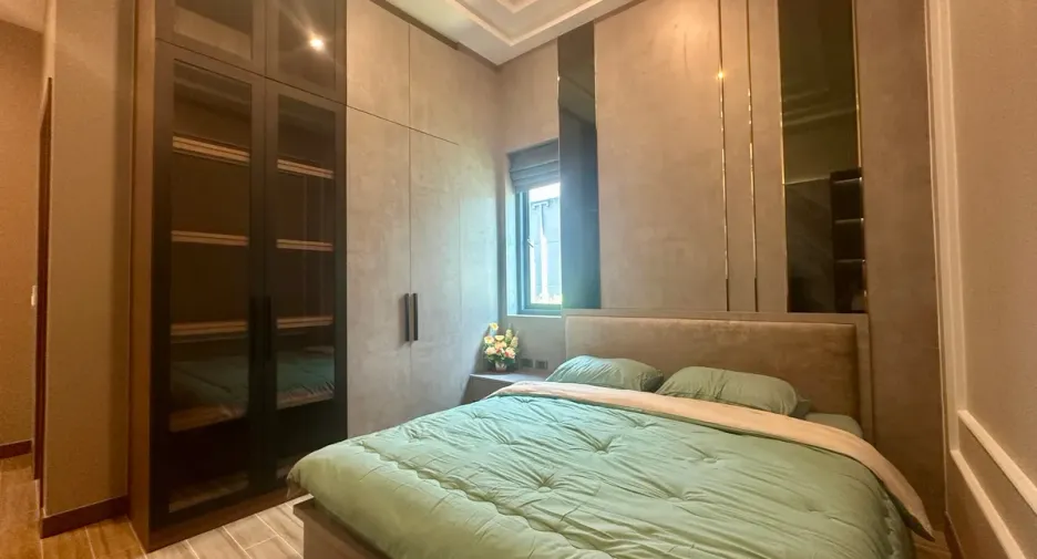 For rent and for sale 4 bedrooms house in Bang Lamung, Chonburi