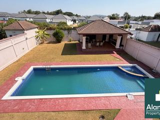 For sale 4 bedrooms house in Ban Bueng, Chonburi