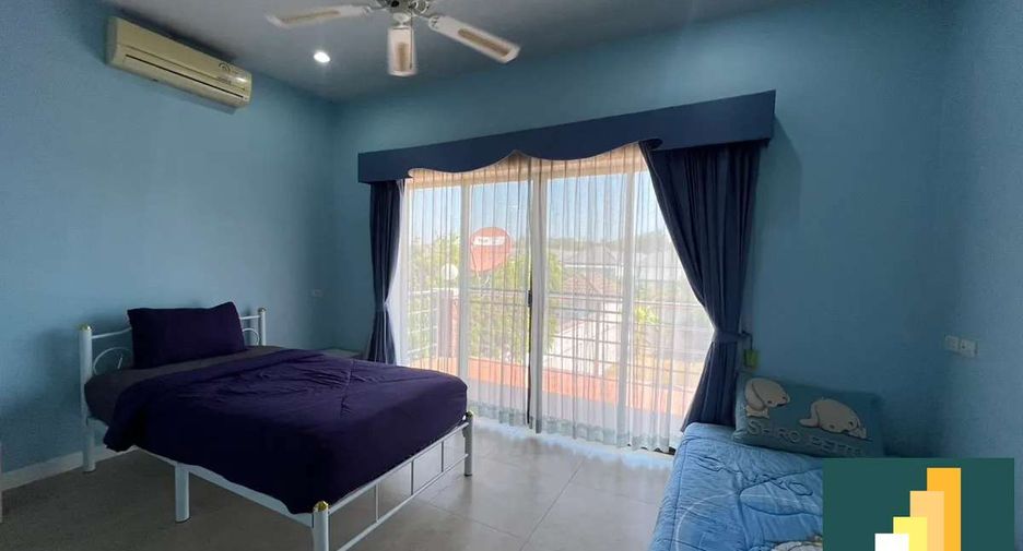 Casa en venta de 4 habitaciones en Ban Bueng, Chonburi