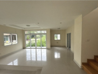 For sale 4 ベッドルーム house in Si Racha, Chonburi