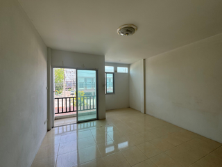 For sale 2 ベッドルーム townhouse in Bang Lamung, Chonburi