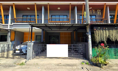 Reihenhaus zum Kauf mit 3 Zimmer in Ban Bueng, Chonburi