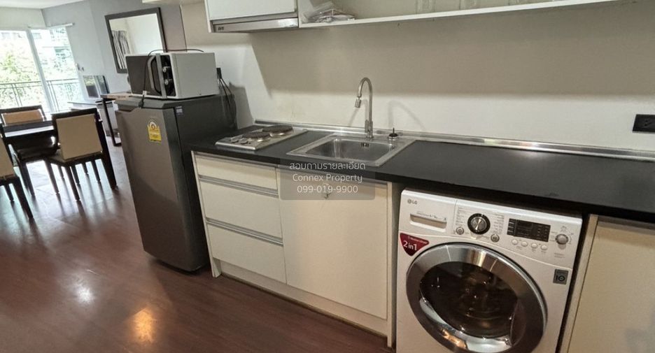 For rent 2 bedrooms condo in Phra Khanong, Bangkok