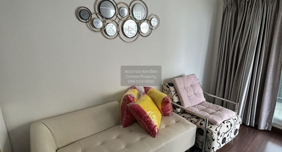 For rent 2 bedrooms condo in Phra Khanong, Bangkok