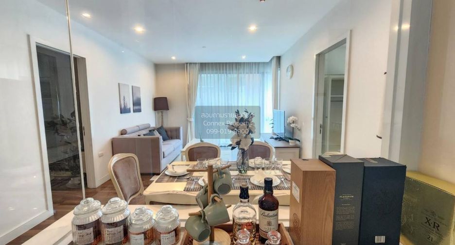 For rent 2 bedrooms condo in Phra Khanong, Bangkok