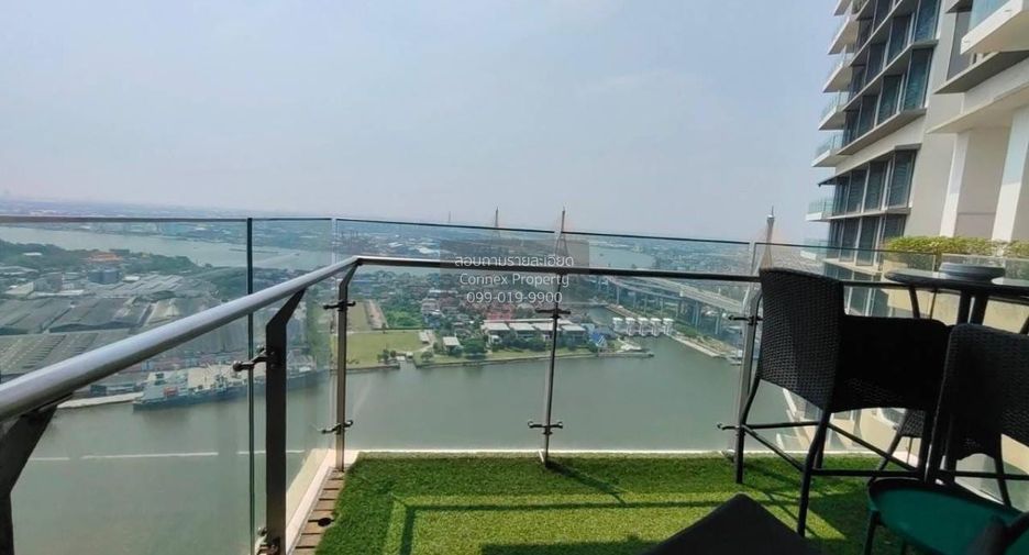 For rent 3 bedrooms condo in Yan Nawa, Bangkok