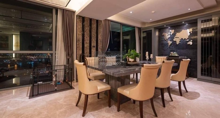 For rent 3 bedrooms condo in Yan Nawa, Bangkok