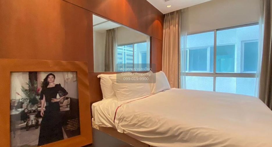 For rent 3 bedrooms condo in Pathum Wan, Bangkok