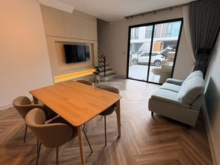 For rent 3 bedrooms townhouse in Bang Phli, Samut Prakan