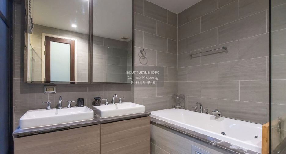 Haus zur Miete mit 4 Zimmer in Lat Phrao, Bangkok