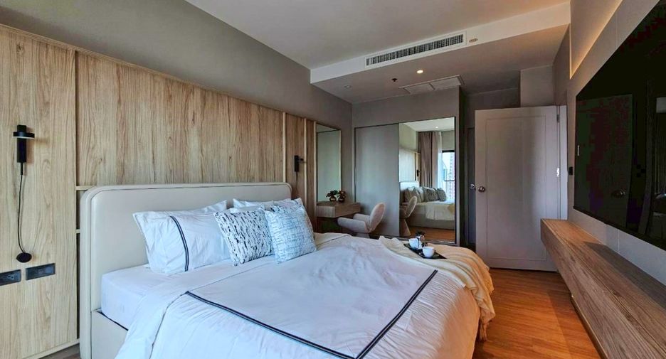 For rent 1 bed condo in Khlong Toei, Bangkok