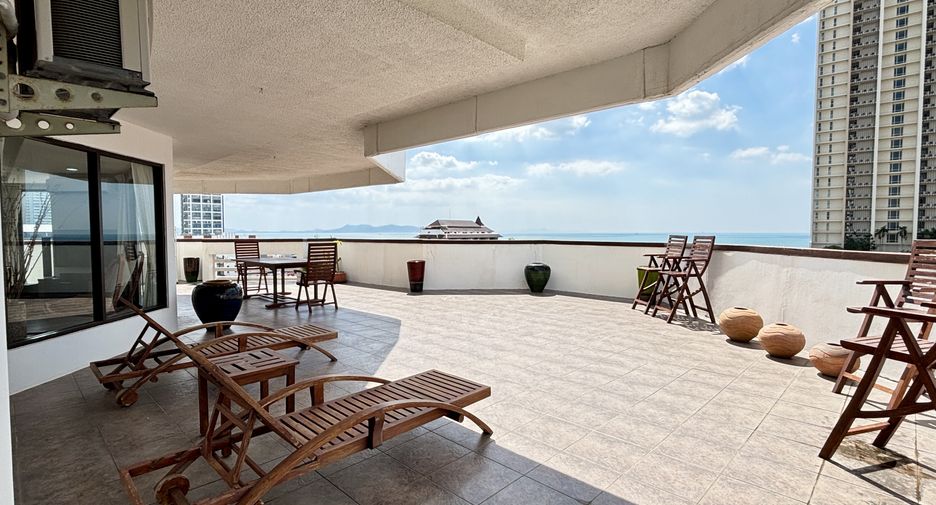For sale 2 ベッドルーム condo in Bang Lamung, Chonburi