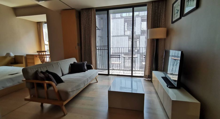 For sale 1 bed condo in Watthana, Bangkok