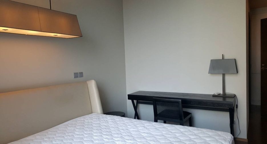 For rent and for sale 2 bedrooms condo in Watthana, Bangkok