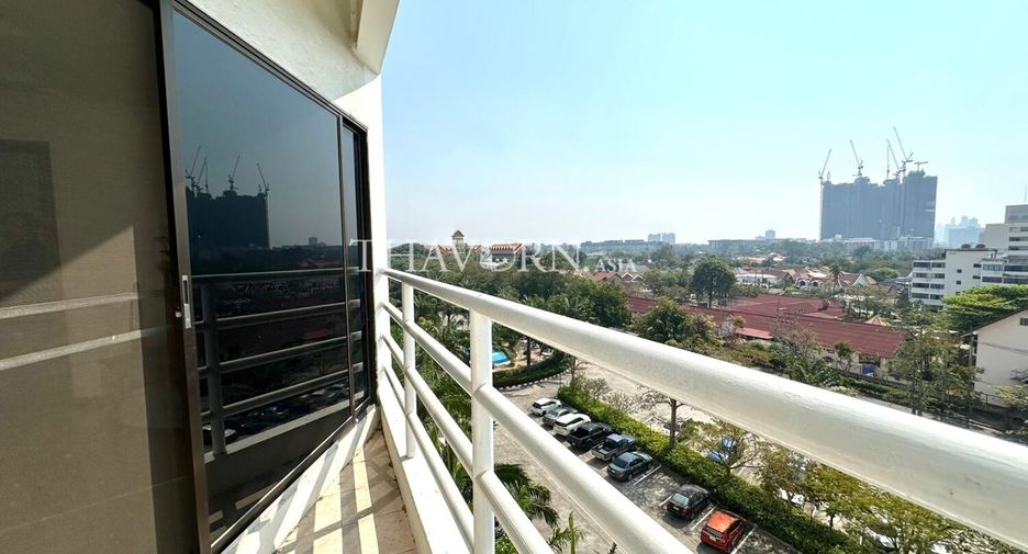 For sale 2 ベッドルーム condo in Bang Lamung, Chonburi