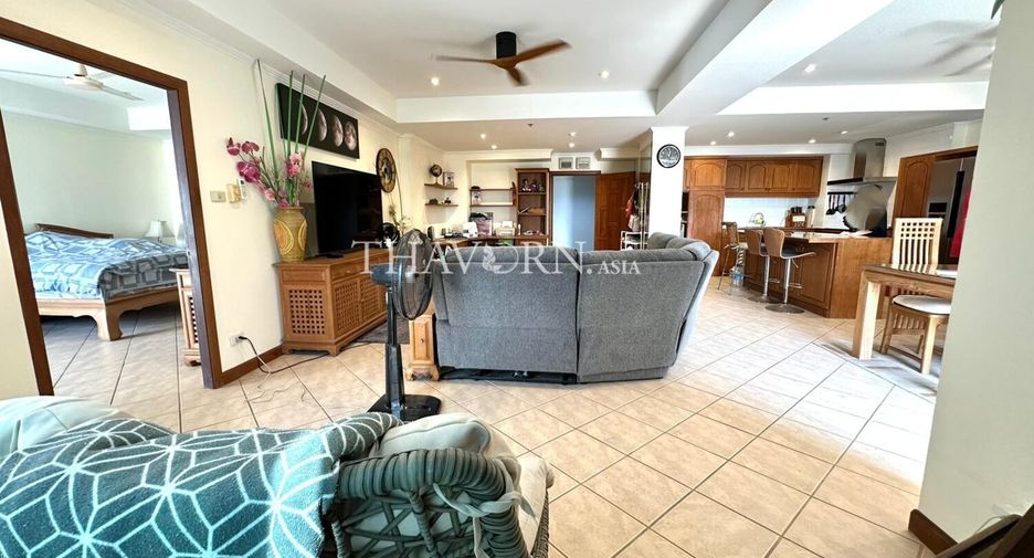 For sale 2 ベッドルーム condo in Bang Lamung, Chonburi