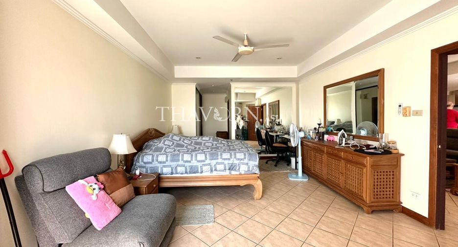 For sale 2 ベッドルーム condo in Bang Lamung, Chonburi
