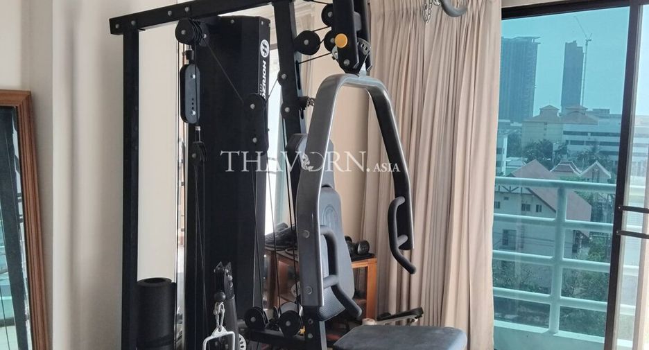 For sale 2 ベッドルーム condo in Bang Lamung, Chonburi
