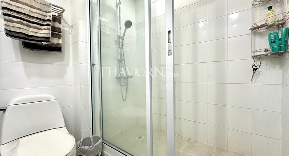 For sale 2 ベッドルーム condo in Bang Lamung, Chonburi