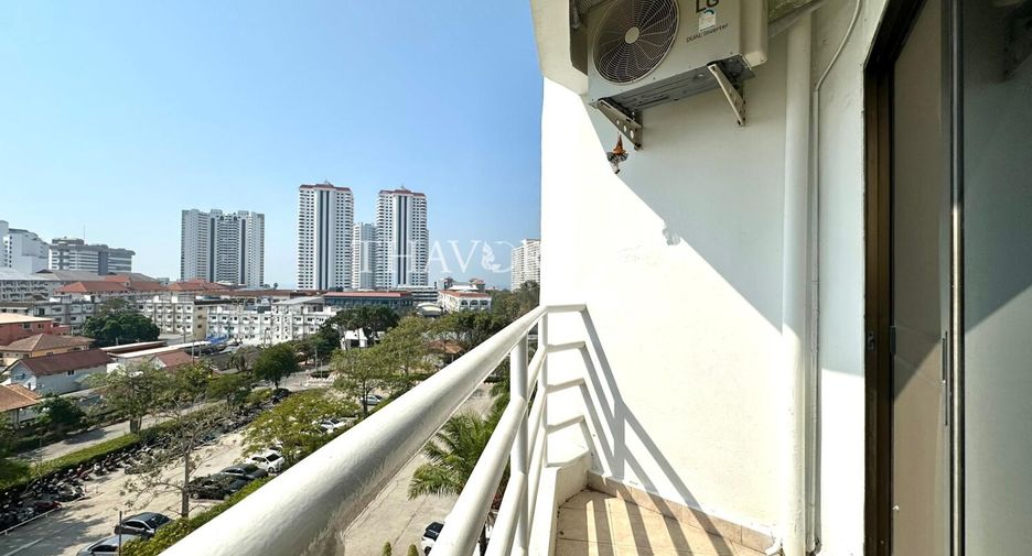 For sale 2 ベッドルーム condo in Bang Lamung, Chonburi