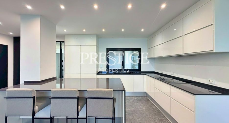 For sale 2 bedrooms condo in Bang Lamung, Chonburi