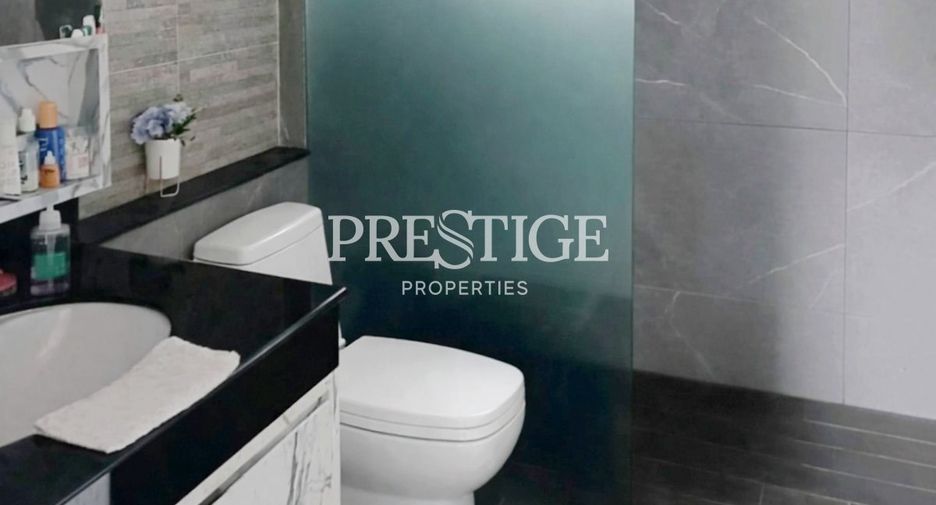 Casa en venta y en alquiler de 3 habitaciones en Bang Lamung, Chonburi