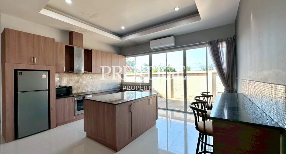 For sale 3 bedrooms house in Bang Lamung, Chonburi