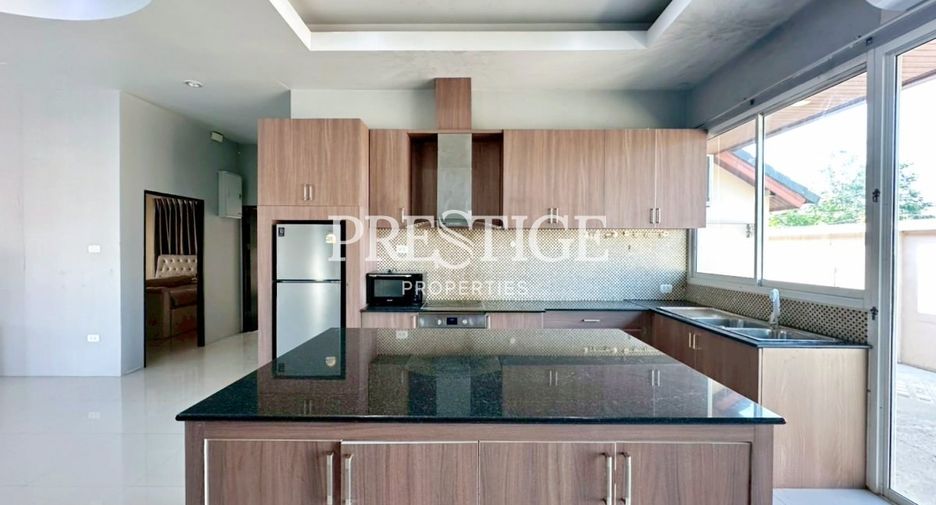 For sale 3 bedrooms house in Bang Lamung, Chonburi
