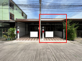 Reihenhaus zum Kauf mit 20 Zimmer in Si Racha, Chonburi