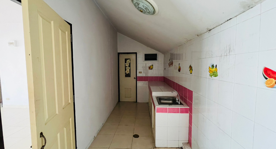 À vendre 2 chambres maison à East Pattaya, Pattaya