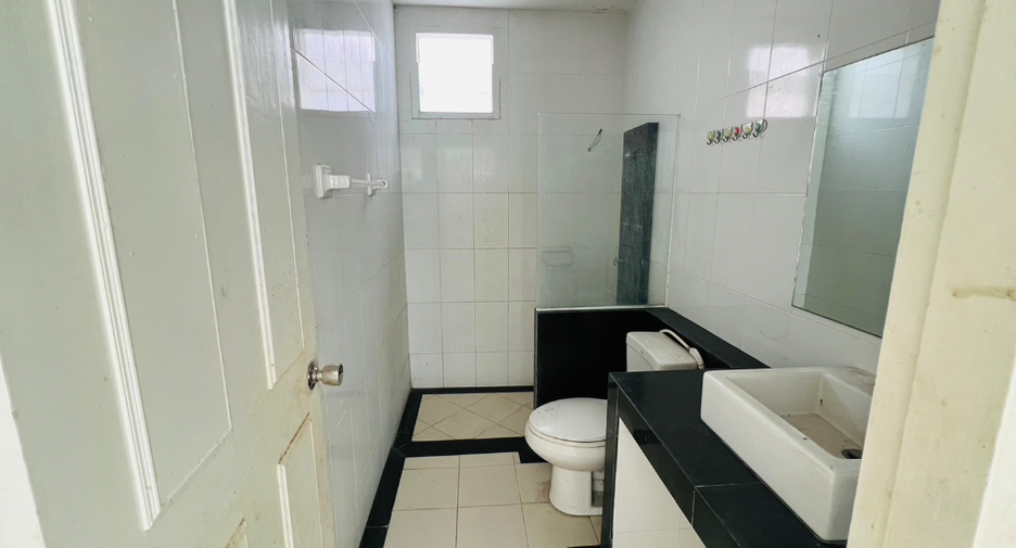 For sale 2 bedrooms house in Sattahip, Pattaya