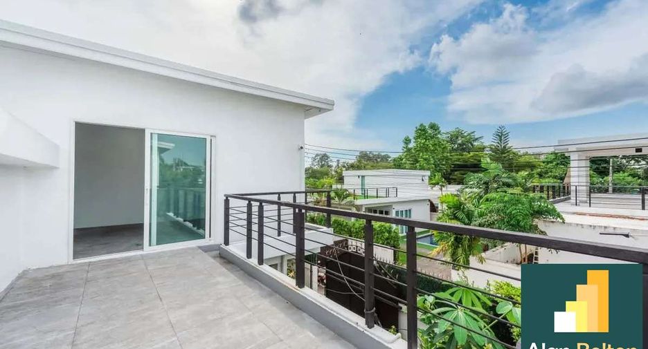 Haus zum Kauf mit 4 Zimmer in Ban Bueng, Chonburi